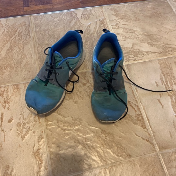 Nike Roshes (Roshe One) Light Blue - Picture 5 of 5